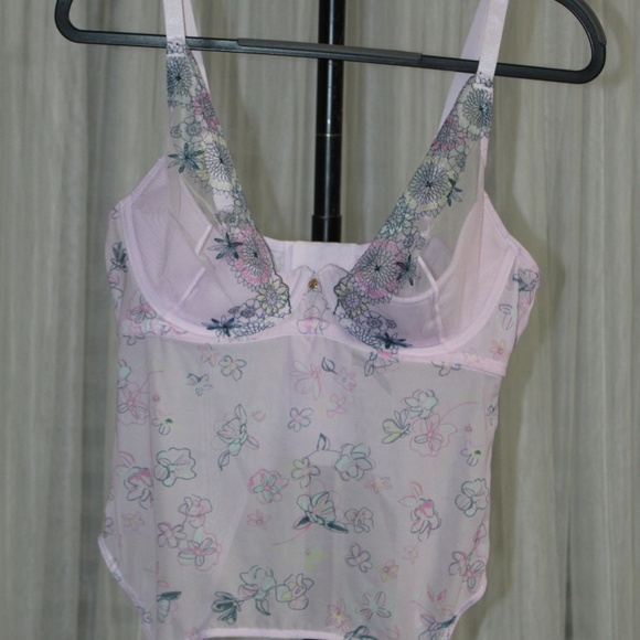 Adore Me Pastel Floral Sheer Lace Bustier with Garters.  Sz. 40B - Picture 3 of 10